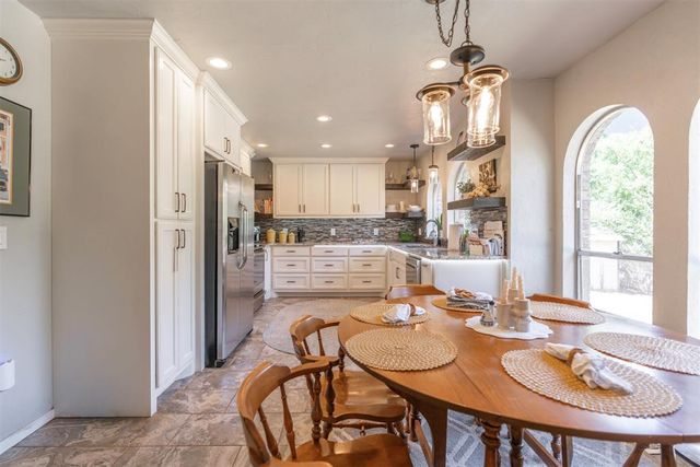 709 Rock Hollow Road, Edmond, OK 73034