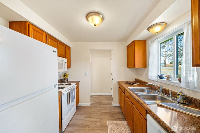 208 SE McClellan Street SE, Tenino, WA 98589