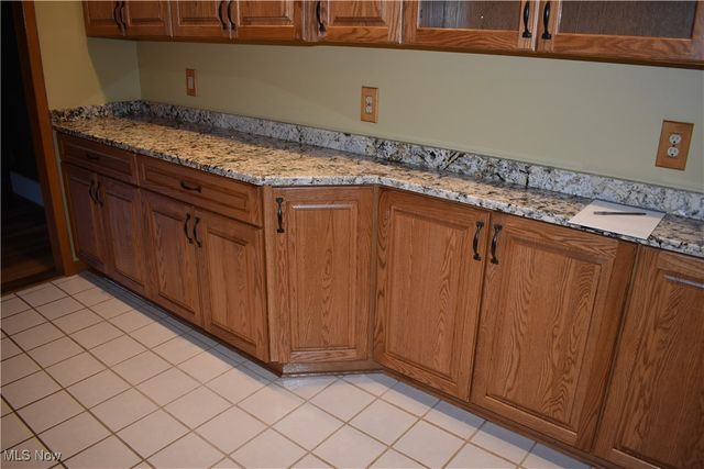 170 Heartwood Drive, Mogadore, OH 44260