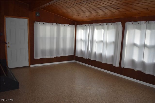 170 Heartwood Drive, Mogadore, OH 44260