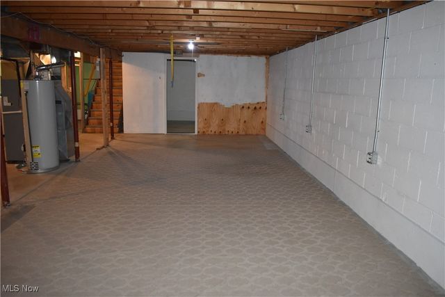 170 Heartwood Drive, Mogadore, OH 44260