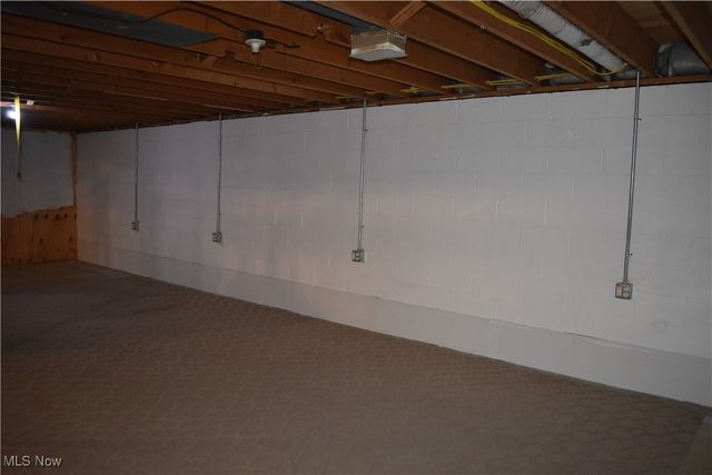 170 Heartwood Drive, Mogadore, OH 44260