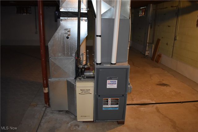 170 Heartwood Drive, Mogadore, OH 44260