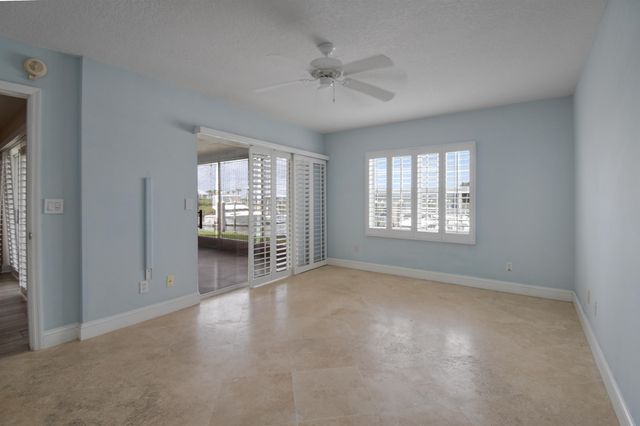 324 Village Dr B, St Augustine, FL 32084