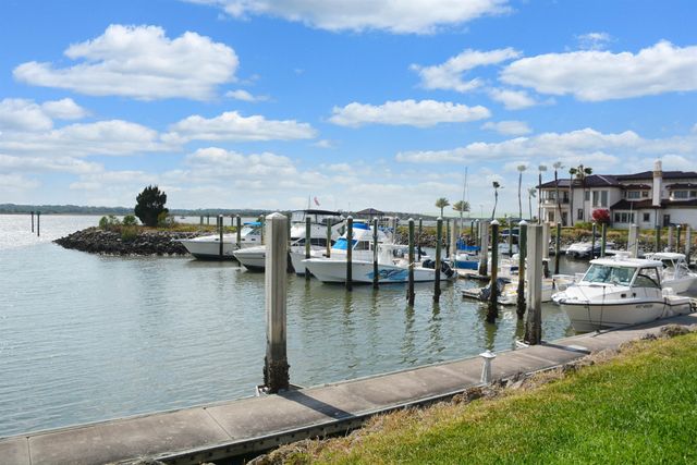 324 Village Dr B, St Augustine, FL 32084