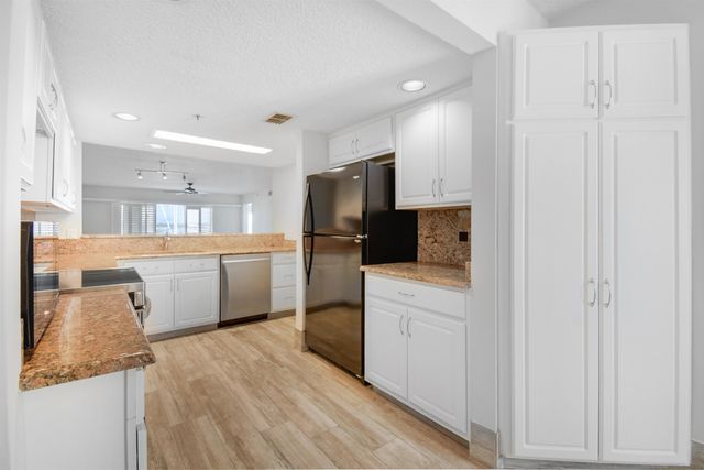 324 Village Dr B, St Augustine, FL 32084