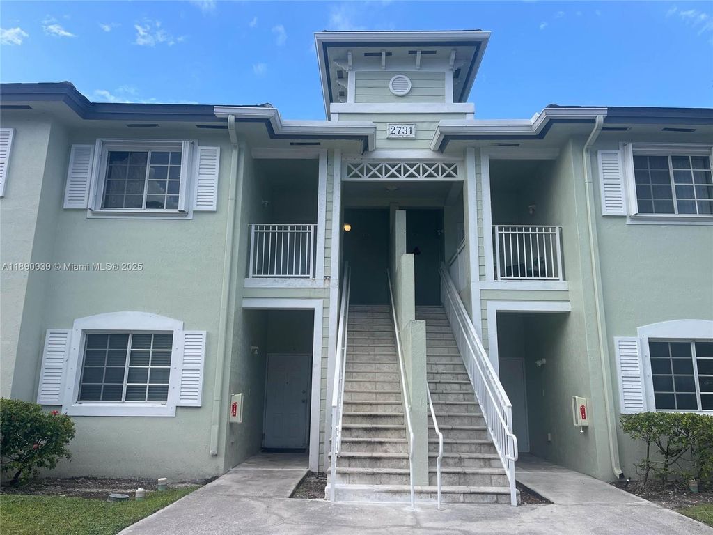 2731 NE 3rd Dr 203, Homestead, FL 33033