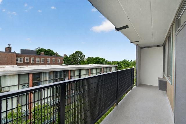345 Harvard St 4A, Cambridge, MA 02138