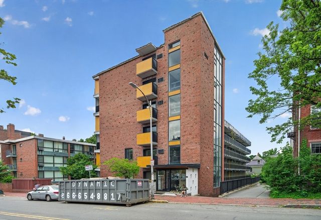 345 Harvard St 4A, Cambridge, MA 02138