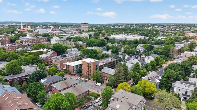 345 Harvard St 4A, Cambridge, MA 02138
