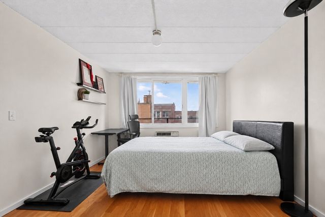 345 Harvard St 4A, Cambridge, MA 02138
