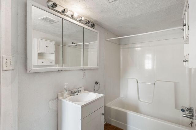 860 Santee Street, Charleston, SC 29412