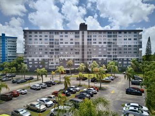 3850 Washington Street #212, Hollywood, FL 33021