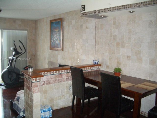 10900 SW 104th Street 324, Miami, FL 33176