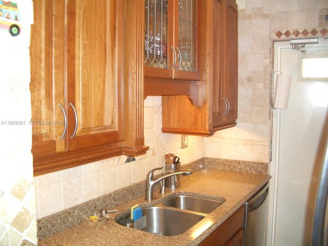 10900 SW 104th Street 324, Miami, FL 33176