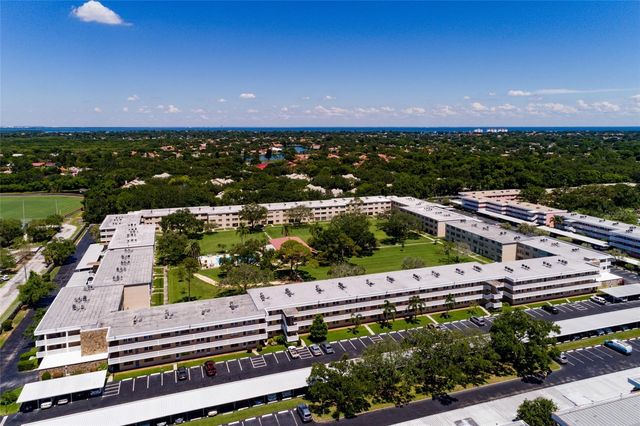 4915 BAY STREET NE 331, St Petersburg, FL 33703