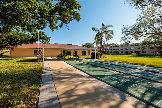 4915 BAY STREET NE 331, St Petersburg, FL 33703