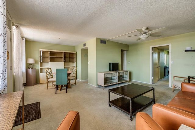 4915 BAY STREET NE 331, St Petersburg, FL 33703