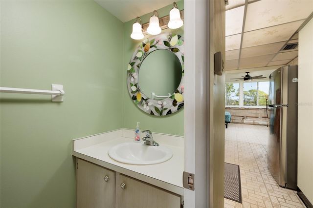 4915 BAY STREET NE 331, St Petersburg, FL 33703