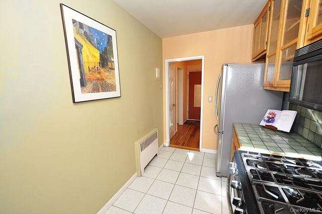 4 Wildwood Road A8, Hartsdale, NY 10530