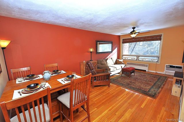 4 Wildwood Road A8, Hartsdale, NY 10530