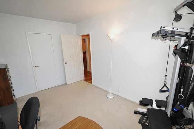 4 Wildwood Road A8, Hartsdale, NY 10530