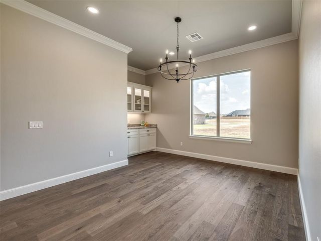 2217 W Cole Drive, Mustang, OK 73064