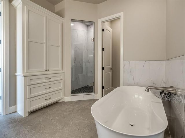 2217 W Cole Drive, Mustang, OK 73064