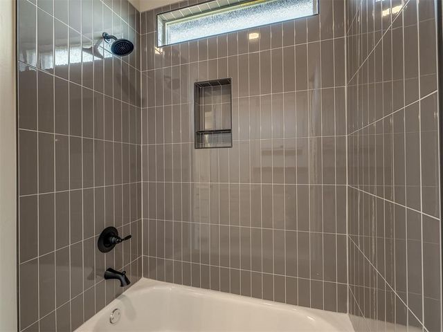 2217 W Cole Drive, Mustang, OK 73064