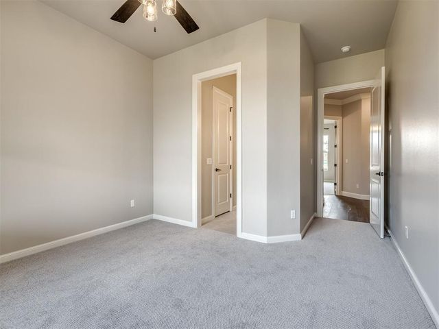 2217 W Cole Drive, Mustang, OK 73064