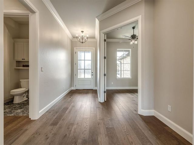 2217 W Cole Drive, Mustang, OK 73064