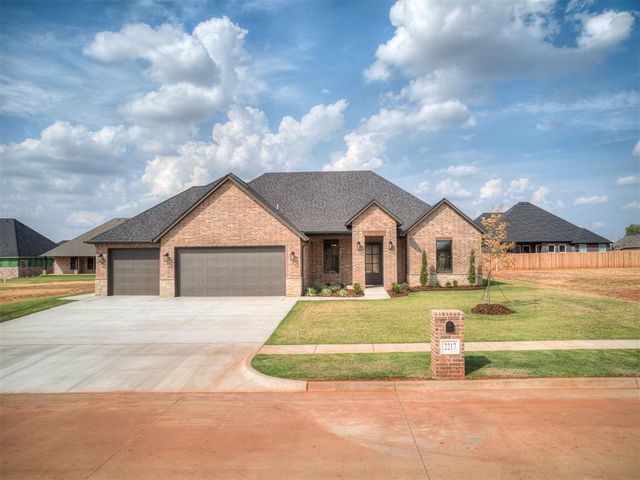2217 W Cole Drive, Mustang, OK 73064