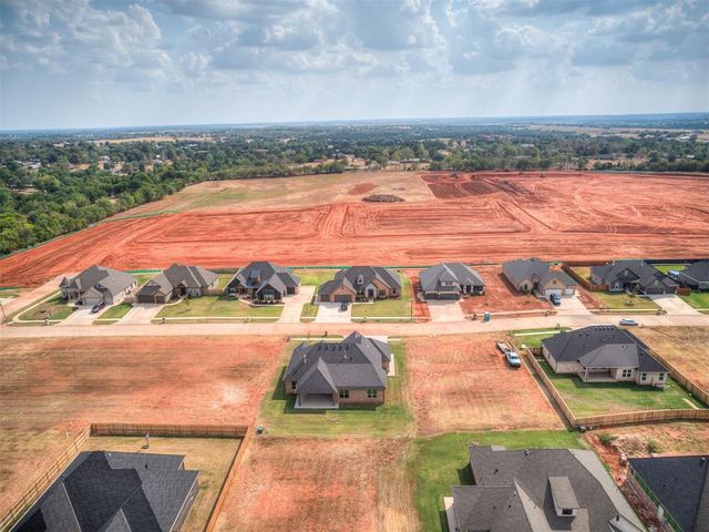 2217 W Cole Drive, Mustang, OK 73064