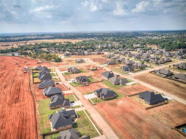 2217 W Cole Drive, Mustang, OK 73064