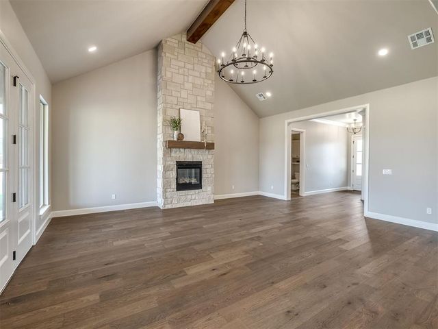 2217 W Cole Drive, Mustang, OK 73064