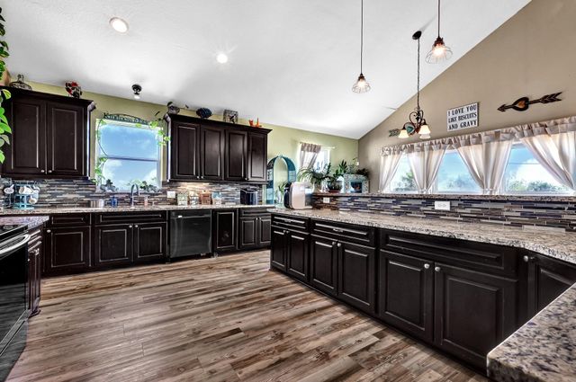 939 8th Street, Dickinson, TX 77539