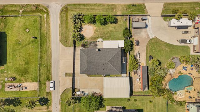 939 8th Street, Dickinson, TX 77539
