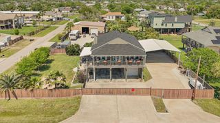 939 8th Street, Dickinson, TX 77539