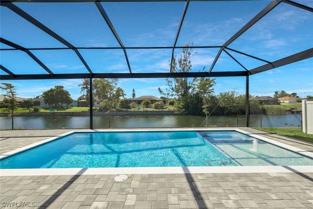 152 SW 28th ST, Cape Coral, FL 33914