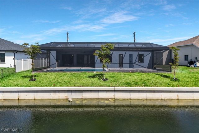 152 SW 28th ST, Cape Coral, FL 33914