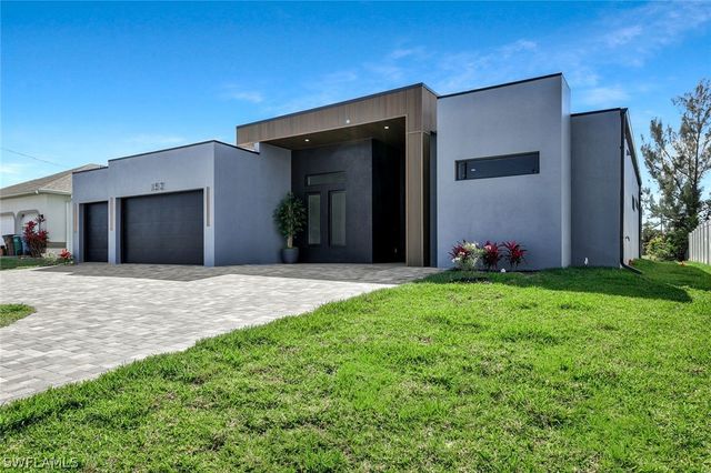 152 SW 28th ST, Cape Coral, FL 33914