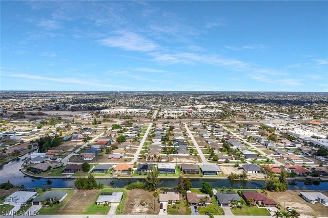 152 SW 28th ST, Cape Coral, FL 33914