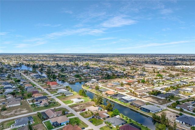 152 SW 28th ST, Cape Coral, FL 33914