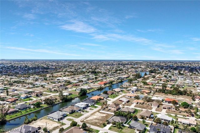 152 SW 28th ST, Cape Coral, FL 33914