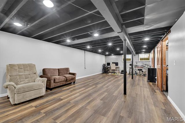 1540 Leisure Drive, Florissant, MO 63031