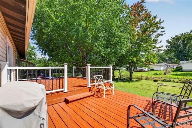 1540 Leisure Drive, Florissant, MO 63031