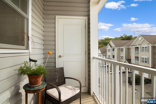 43 Elston Court 301, Wanaque, NJ 07420