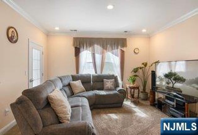 43 Elston Court 301, Wanaque, NJ 07420