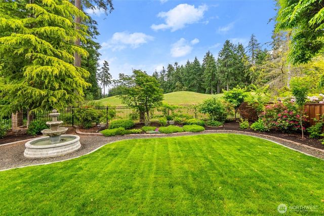 8983 Windham Court NE, Lacey, WA 98516