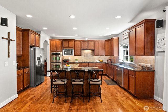 8983 Windham Court NE, Lacey, WA 98516
